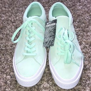 NWT mint green converse